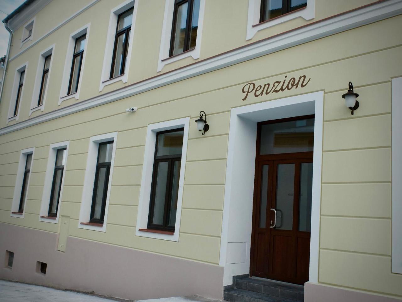 Penzion Stara Posta Фридек-Мистек Экстерьер фото