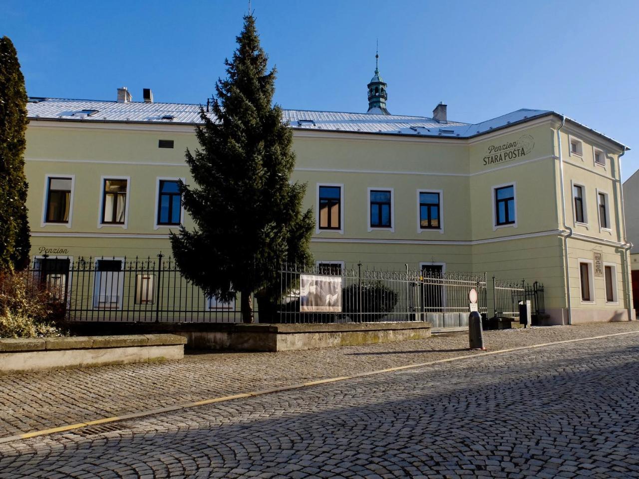 Penzion Stara Posta Фридек-Мистек Экстерьер фото